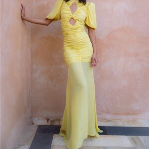 De La Vali OLYMPIA MAXI DRESS IN YELLOW CREPE